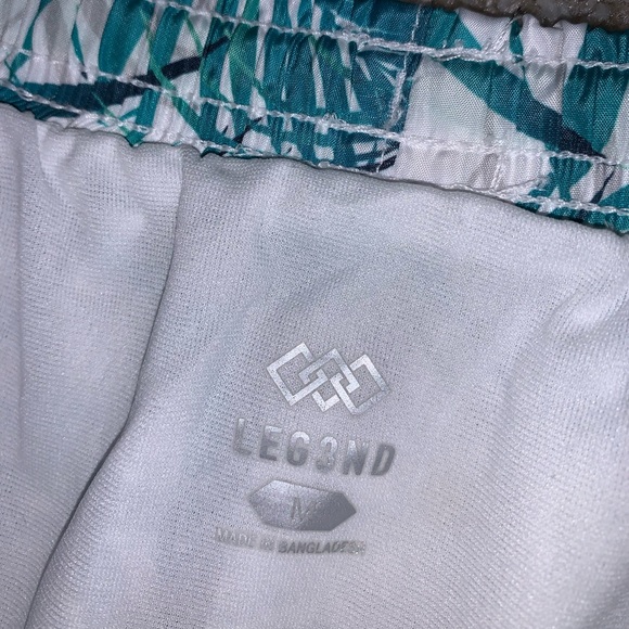 Leg3nd Green & White Tropic Athletic shorts size M - Picture 7 of 10